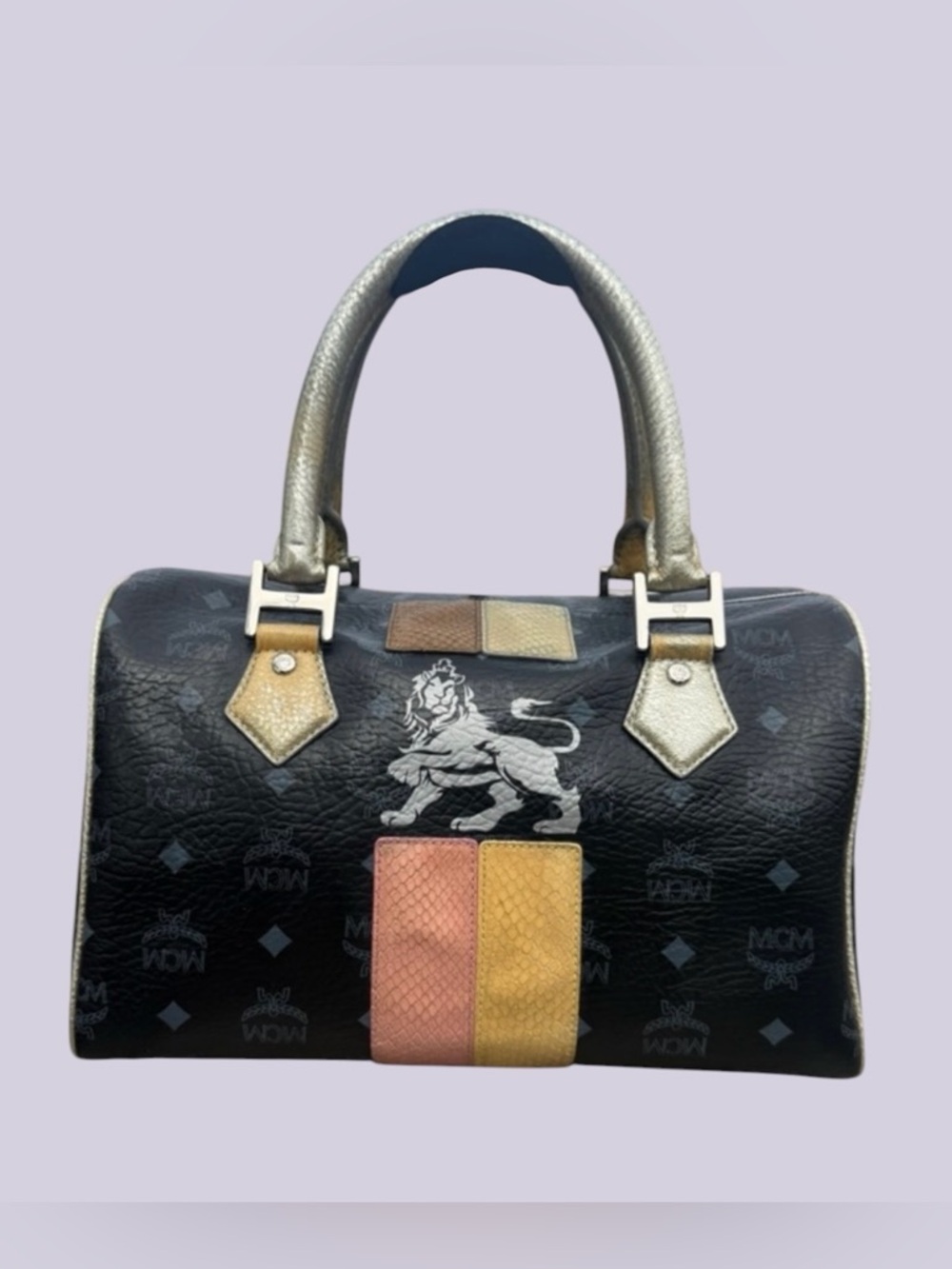 GUC RARE MCM Visetos Princess Lion Boston Bag. Black Limited Edition Vintage
